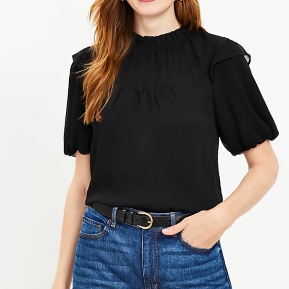 NWT LOFT Petite Ruffle Neck Balloon Sleeve Top Size Medium Petite